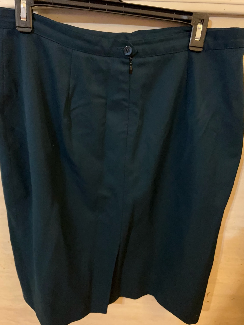 Vintage JH Collectibles Two Piece Skirt Suit, Teal 100% Wool - Picture 8 of 13
